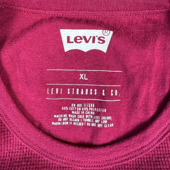 Levi’s Thermal Long Sleeve Shirt Men’s XL Deep Red Burgundy Eagle Graphic Logo - Picture 6 of 9
